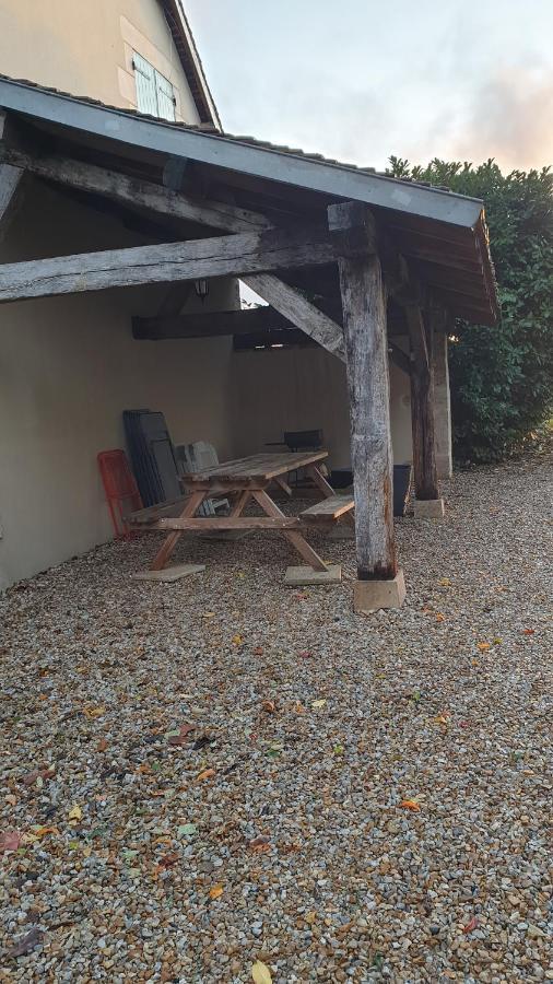 Gite Le Campagnard Saint-Germain-Des-Bois  Exterior photo